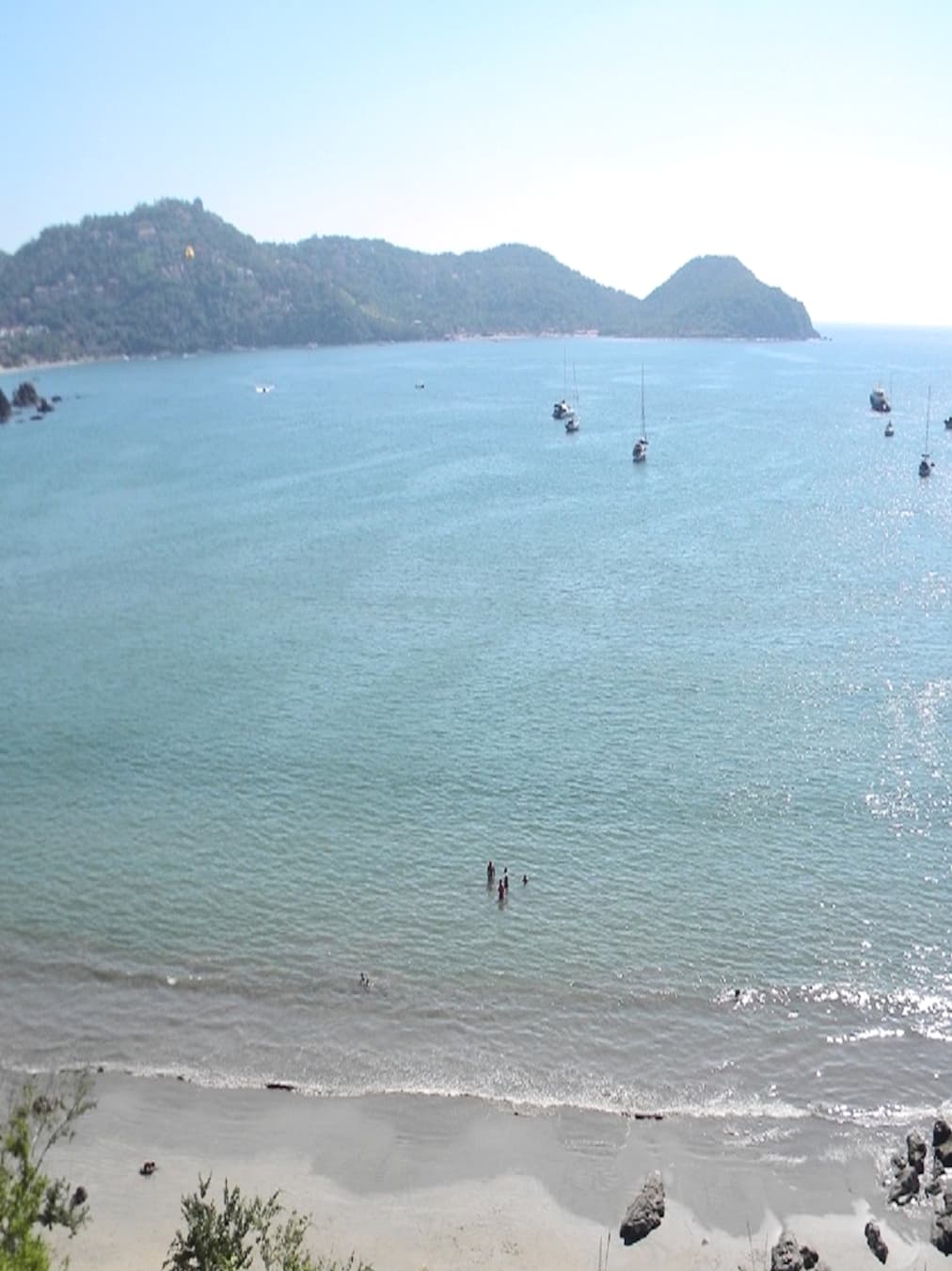 Vista hacia la playa desde la habitación Master Suite 6 – Casa Adriana