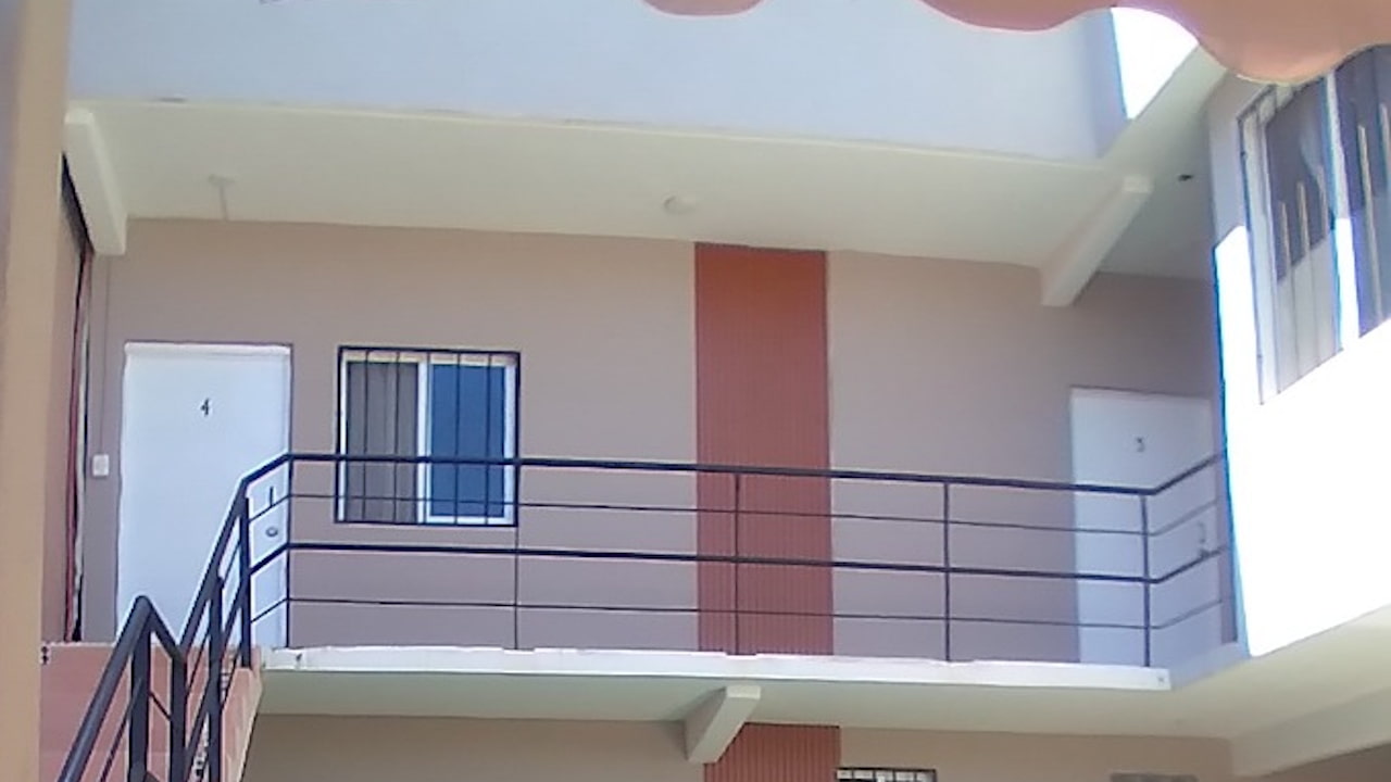Vista frontal del primer piso de Casa Tania